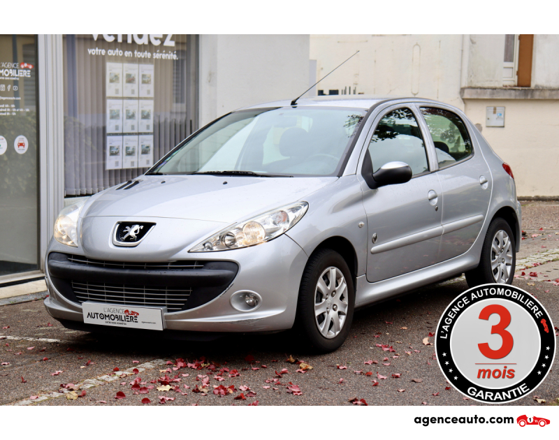 Achat voiture occasion, Auto occasion pas cher | Agence Auto Peugeot 206 + 1.4 i 73 Generation BVM5 (Origine France, 2ème Main, Km Certifiés..) Gris Année 2012 Manuelle Essence